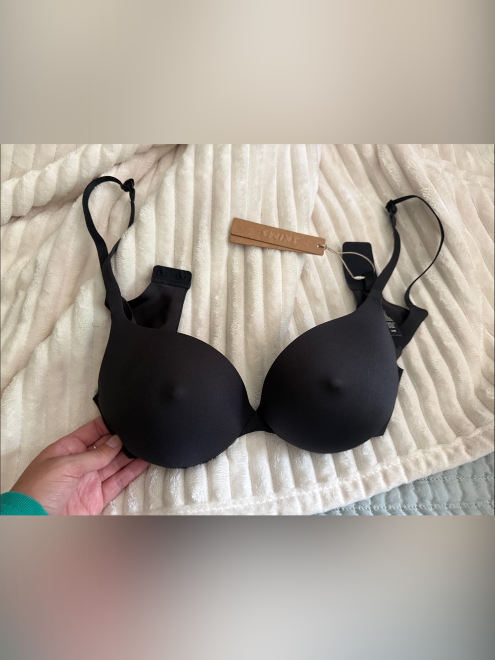Skin Black Smooth T-Shirt Bra - Molded Cups
